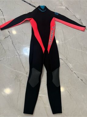 O'Neill Women's Black and Pink Full Wetsuit